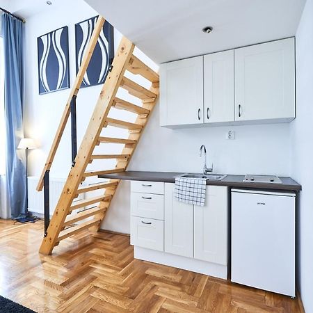 Large Apartment For Groups City Center Dist. VII Boedapest Buitenkant foto