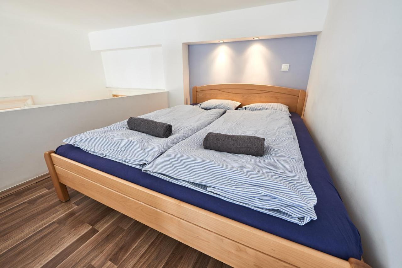 Large Apartment For Groups City Center Dist. VII Boedapest Buitenkant foto