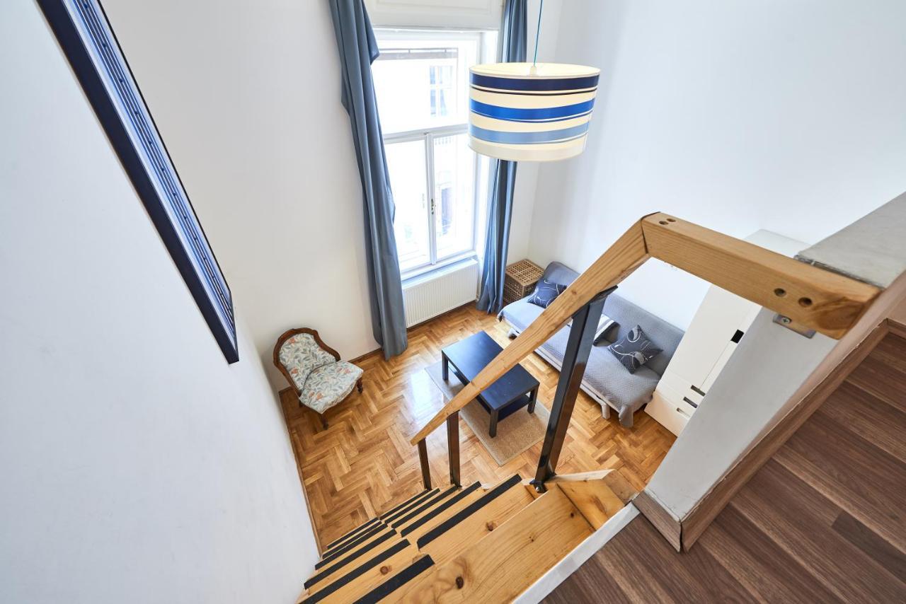 Large Apartment For Groups City Center Dist. VII Boedapest Buitenkant foto