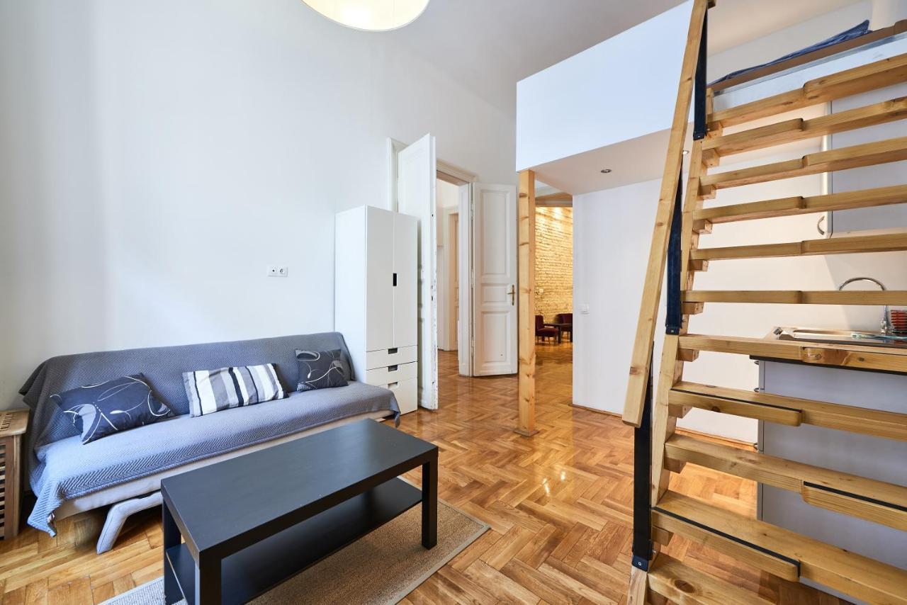 Large Apartment For Groups City Center Dist. VII Boedapest Buitenkant foto