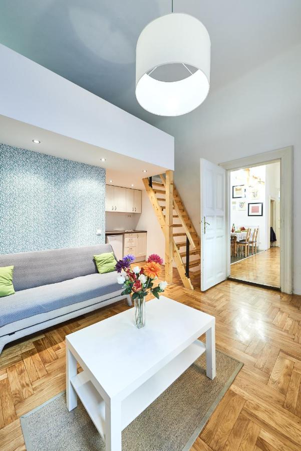 Large Apartment For Groups City Center Dist. VII Boedapest Buitenkant foto
