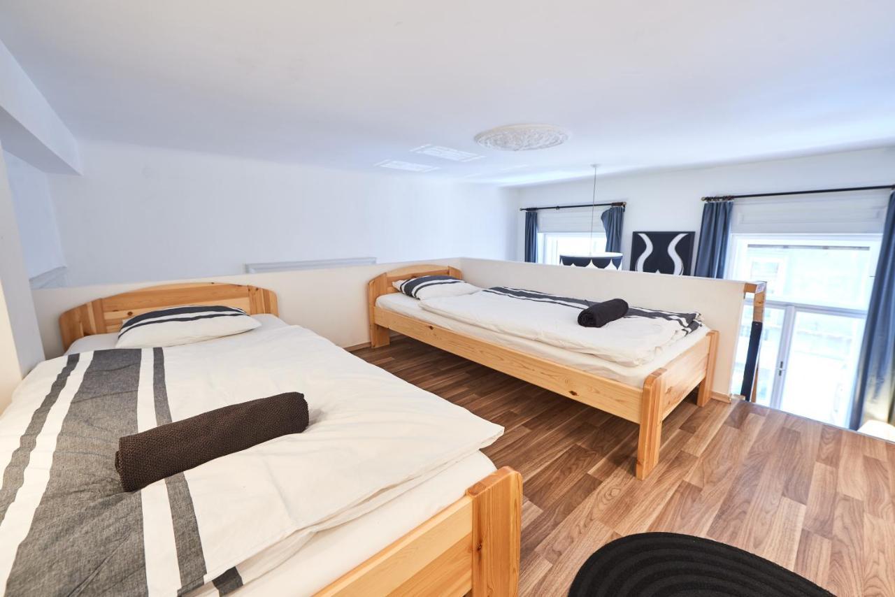 Large Apartment For Groups City Center Dist. VII Boedapest Buitenkant foto