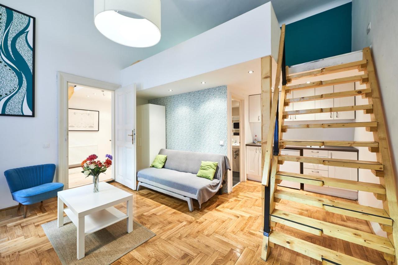 Large Apartment For Groups City Center Dist. VII Boedapest Buitenkant foto